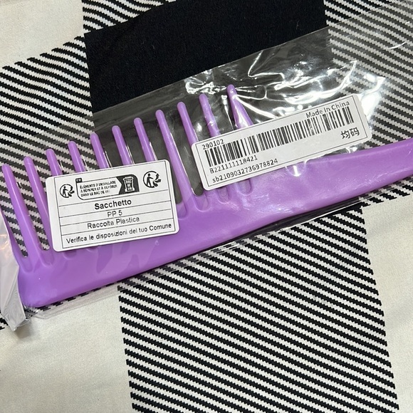 Wide Tooth Shower Hook Comb PURPLE - Picture 5 of 5